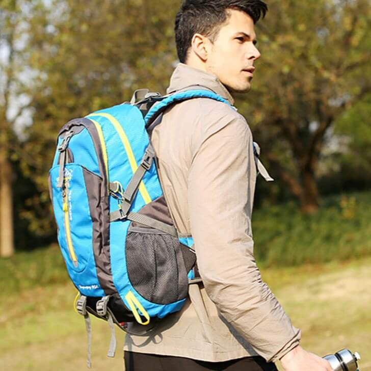 حقيبة ظهر للمشي لمسافات طويلة سعة 35 لترًا